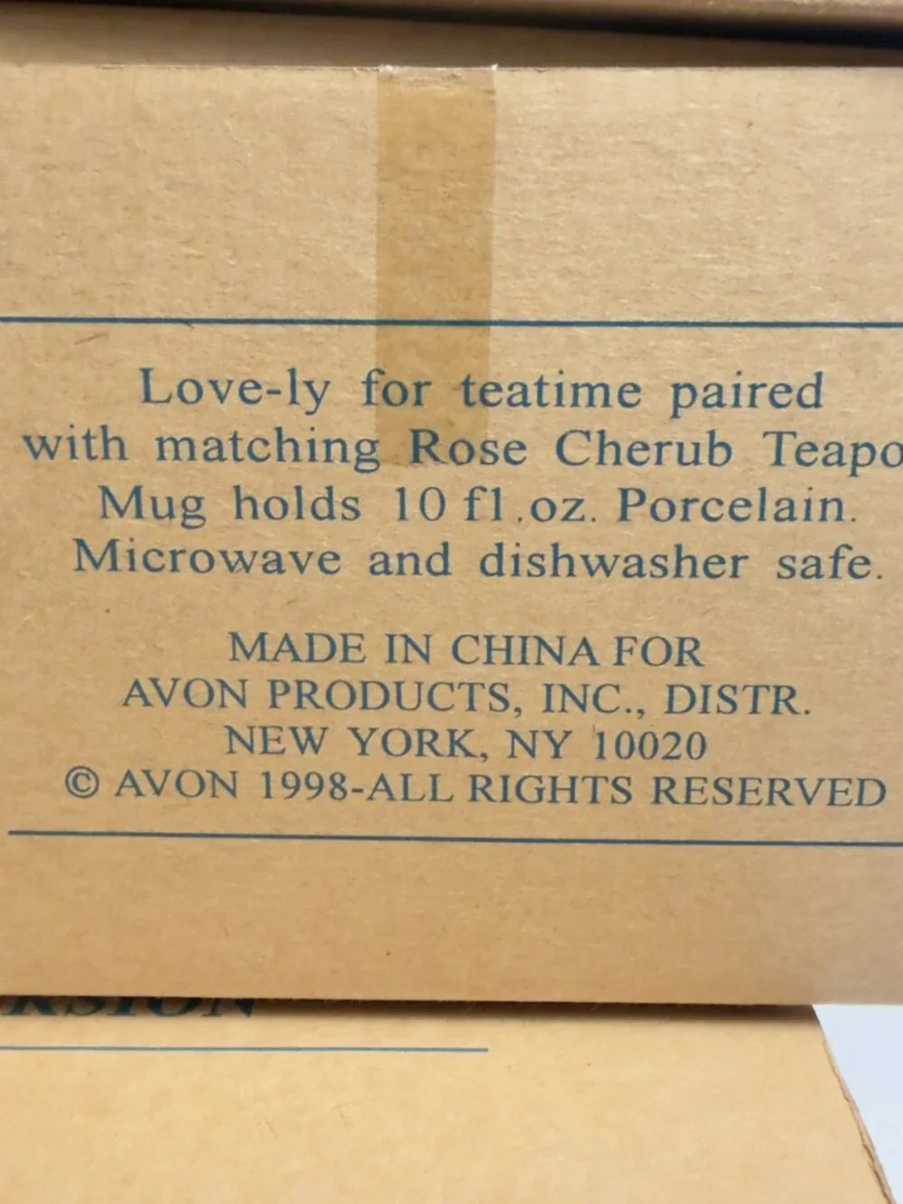 Avon 1998 Vintage Love ly Rose Cherub Teapot 4 Mugs Original Boxes Raised Roses